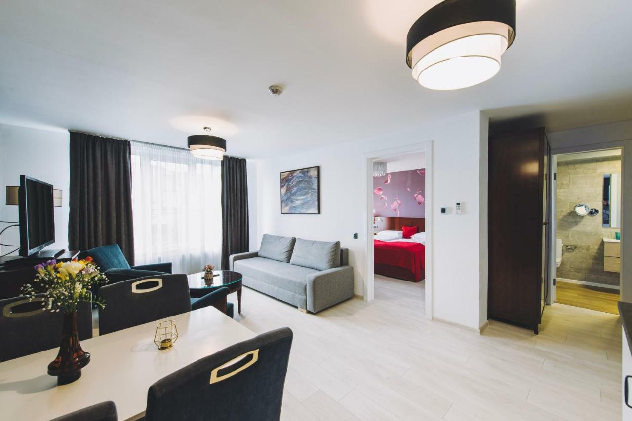 Hotel Derby AH Alba Iulia Exterior foto