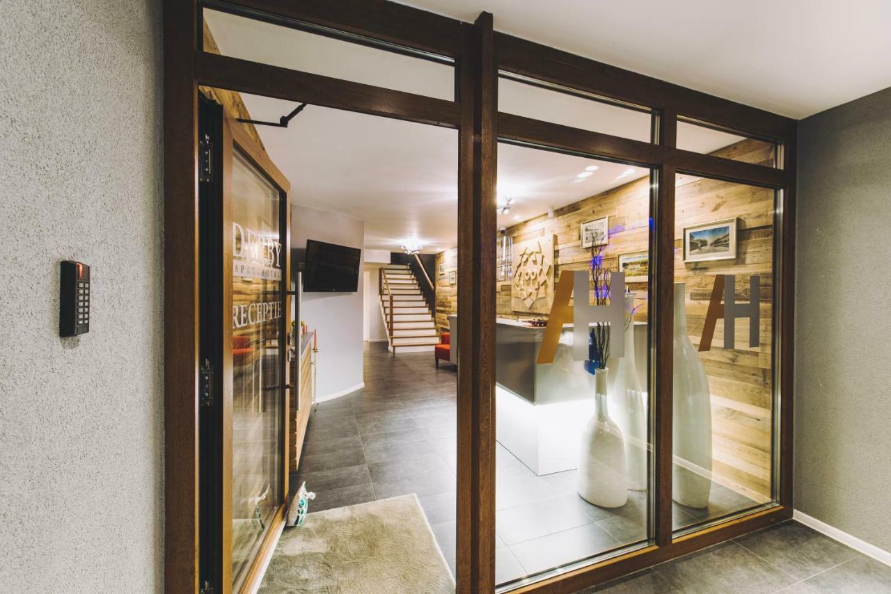 Hotel Derby AH Alba Iulia Exterior foto