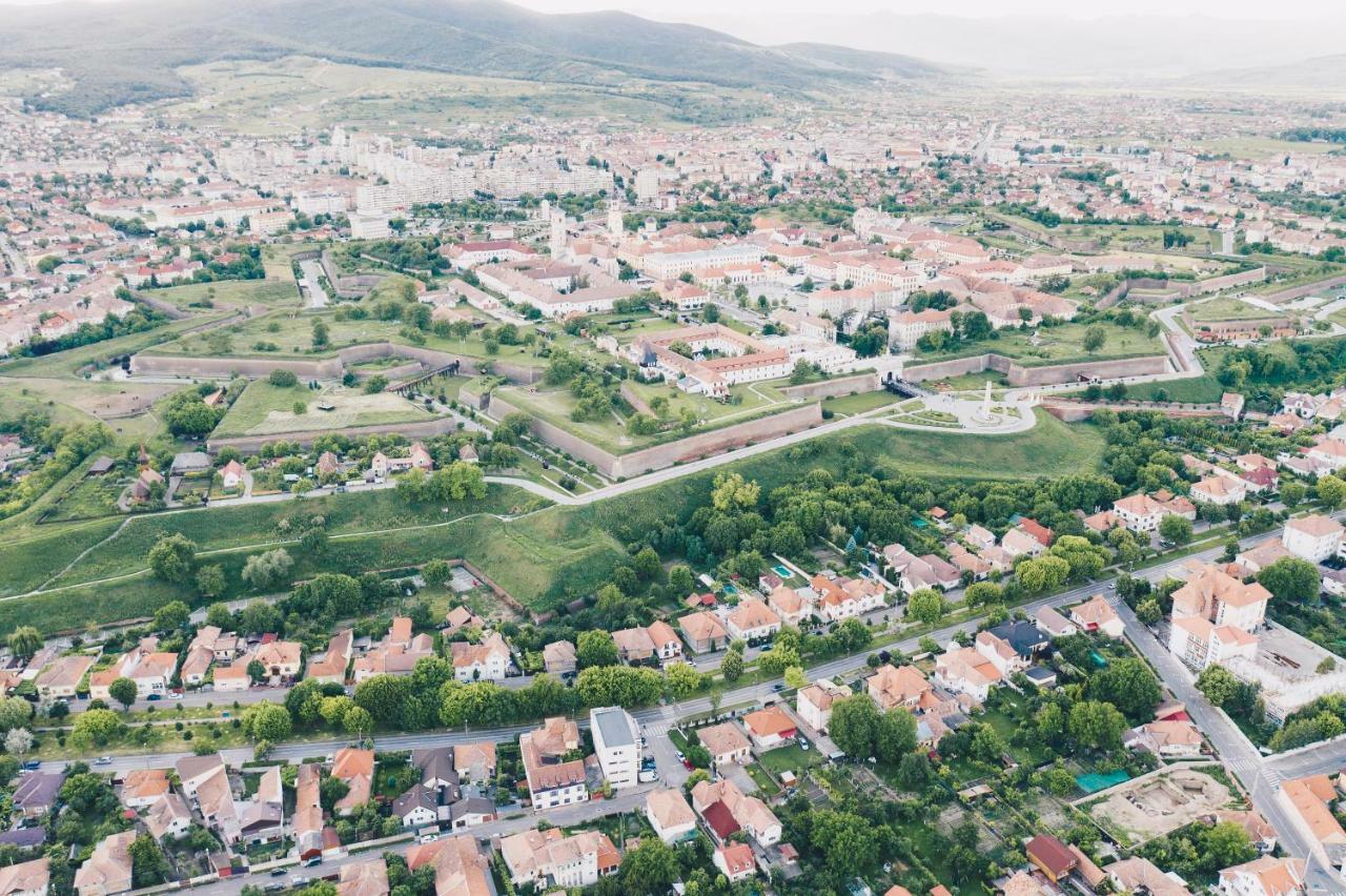 Hotel Derby AH Alba Iulia Exterior foto